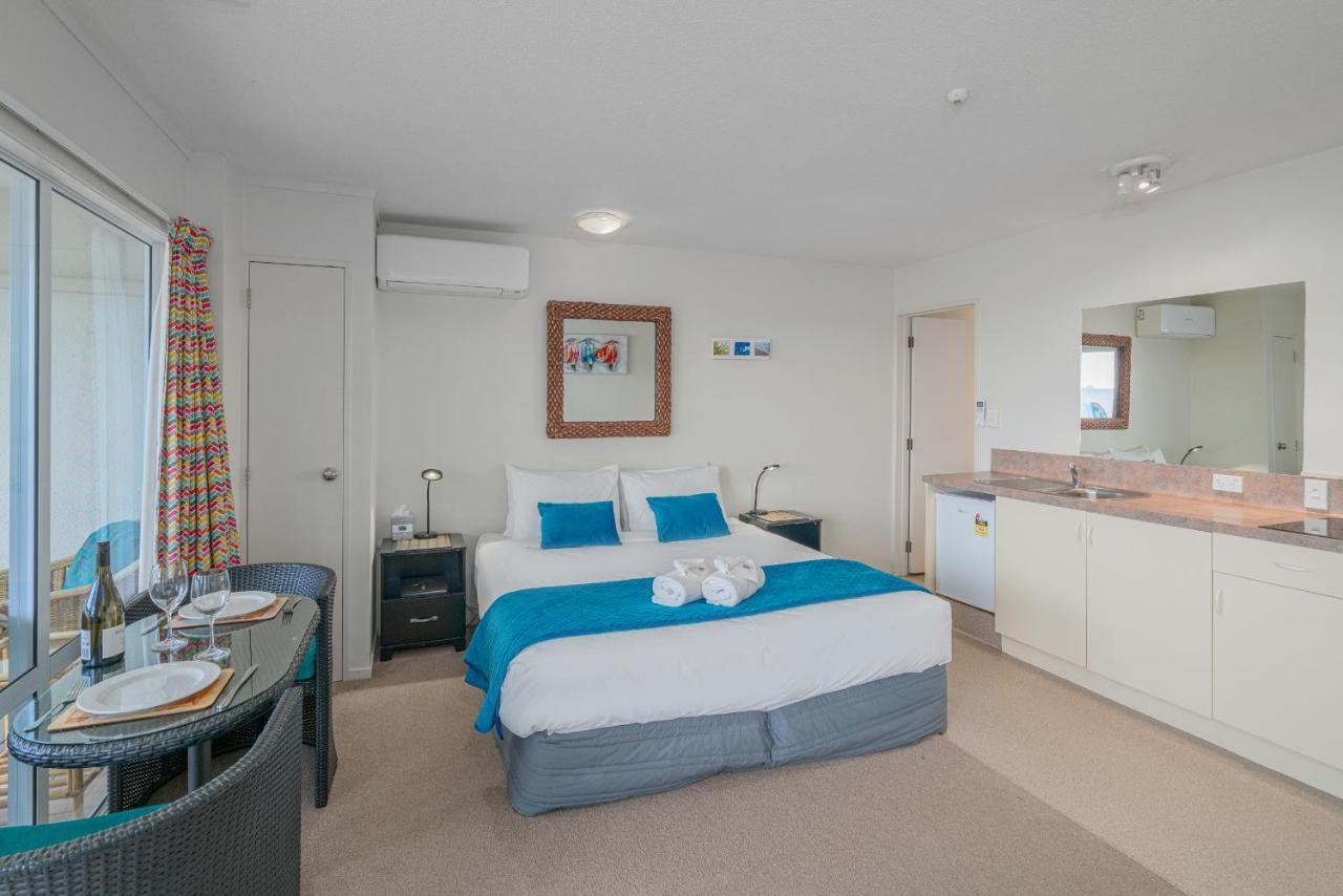 Waterfront Apartments Whitianga Exterior foto